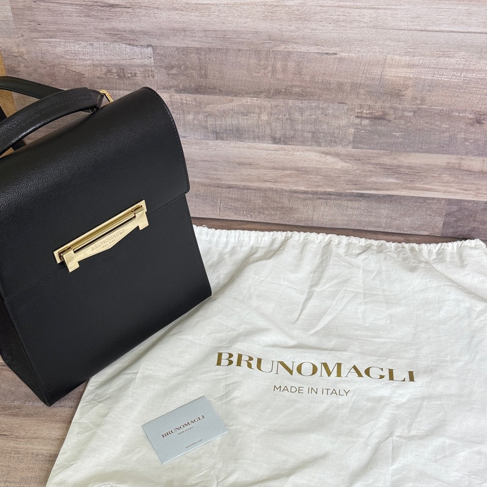 ✨Bruno Magli ✨ Black Block M Convertible backpack to shoulder/crossbody bag - Picture 2 of 12